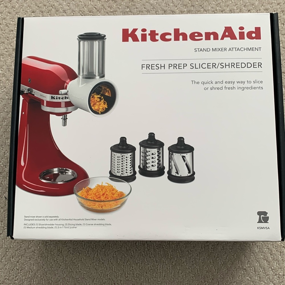 NWOT KitchenAid Stand Mixer Attachment Fresh Prep Slicer/Shredder